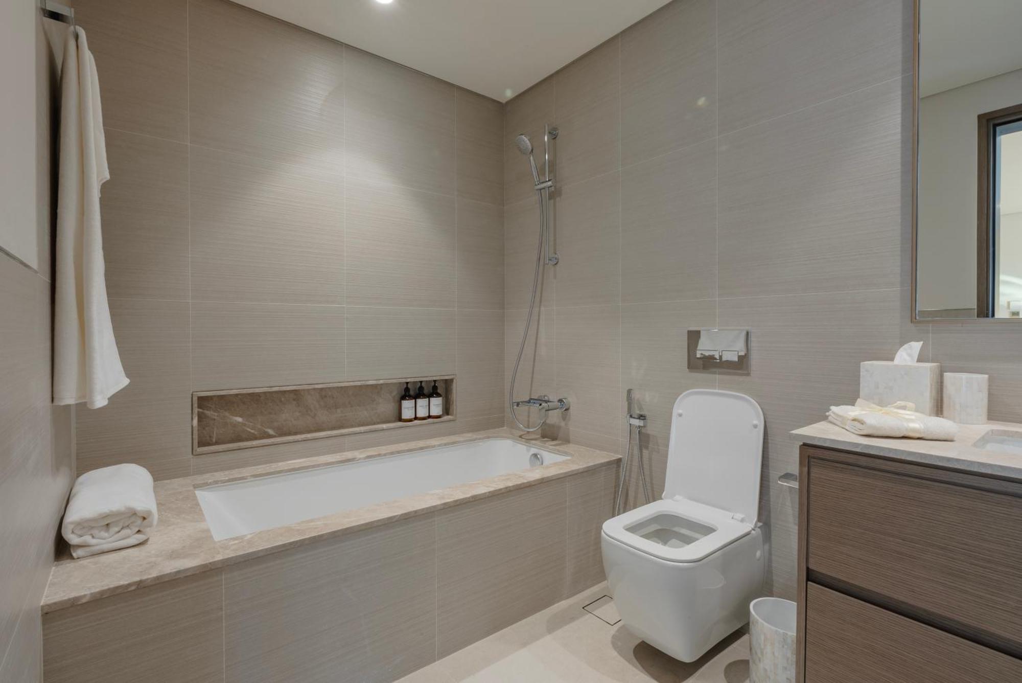 Downtown Luxury - Elegant 1-bedroom - 5 Minutes Walk To Mall Appartement Dubai