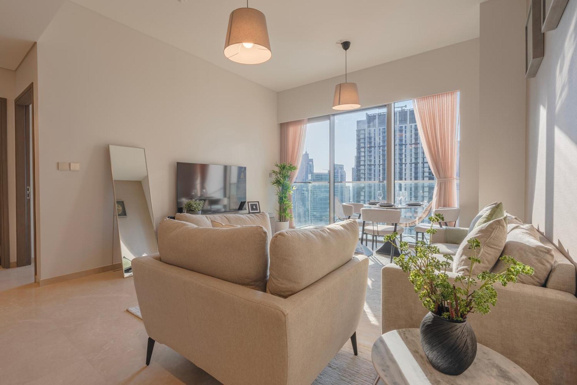 Downtown Luxury - Elegant 1-bedroom - 5 Minutes Walk To Mall Appartement Dubai