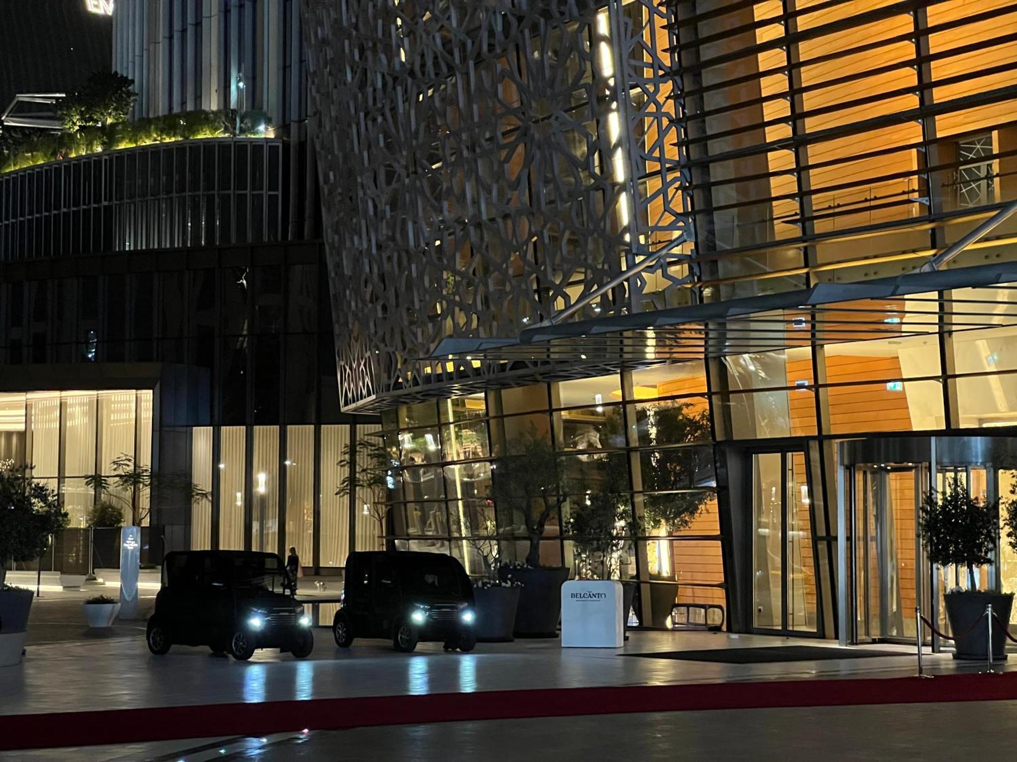 Appartement Downtown Luxury - Elegant 1-bedroom - 5 Minutes Walk To Mall *