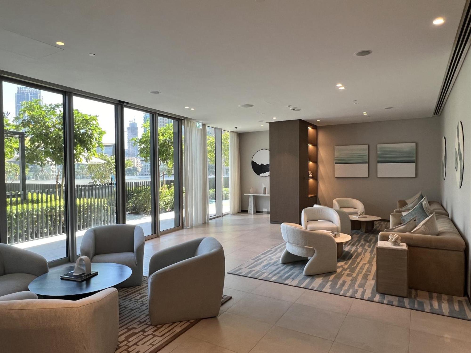 Appartement Downtown Luxury - Elegant 1-bedroom - 5 Minutes Walk To Mall *